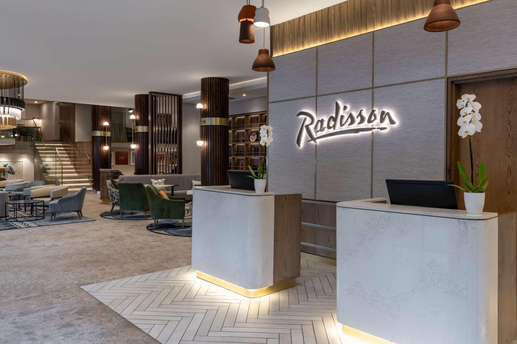 Radisson Hotel Cape Town Foreshore Exterior photo